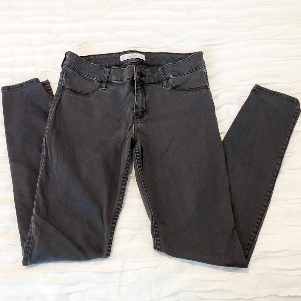 Gray Abercrombie & Fitch Jeans size 4/27